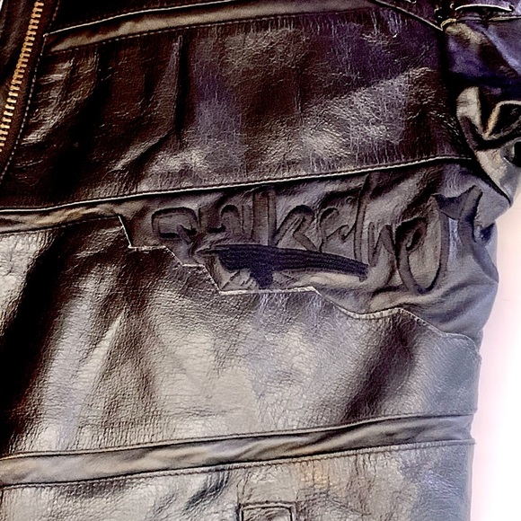 Quicksilver Leather Snowboard/Ski Mens Jacket. Size M. Faux fur hood, zip front - Picture 14 of 16